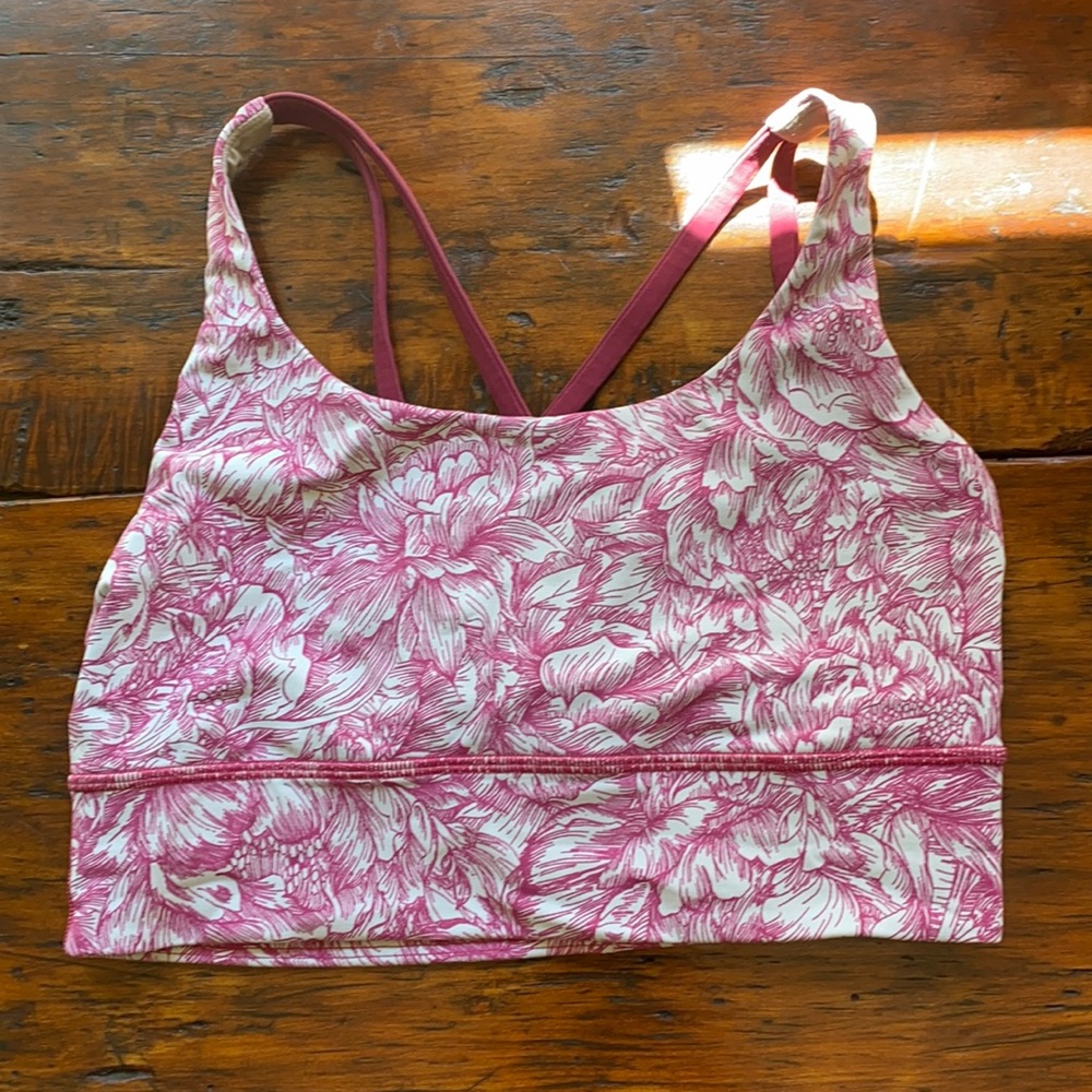 Lululemon sports bra size 6